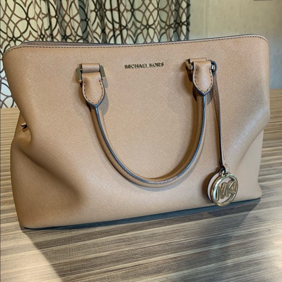 Michael Kors Purse - Picture 5 of 5